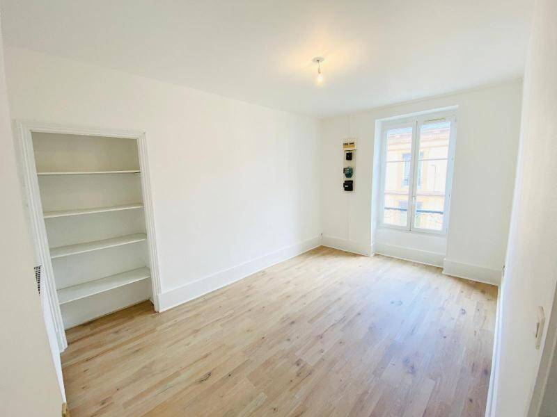 Rent apartment appartement rénové 3 rooms 85.4 m² in Mâcon 71000 4 - 595 €