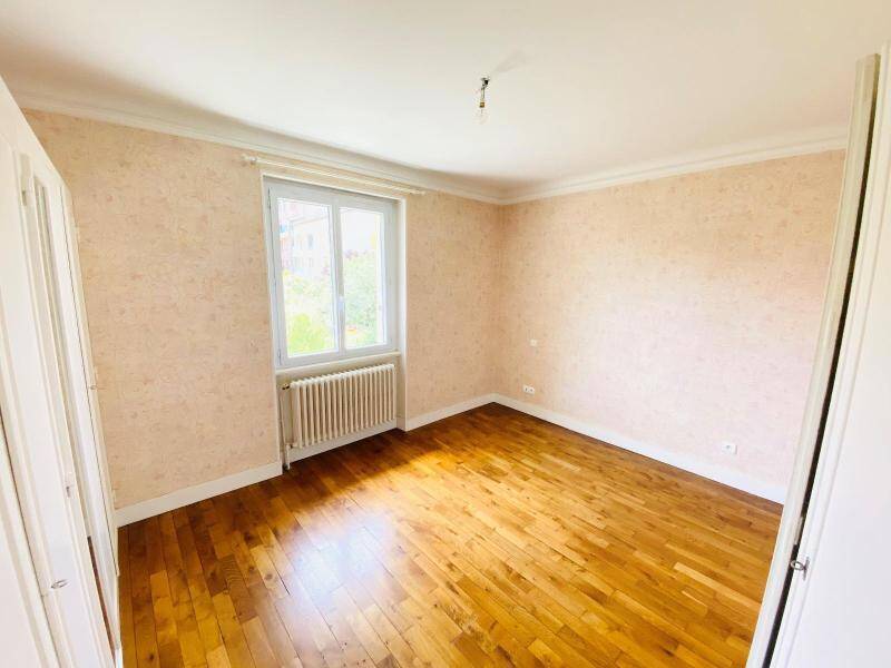 Location maison 5 pièces 124 m² à Charnay-lès-Mâcon 71850 5 - 1 160 €