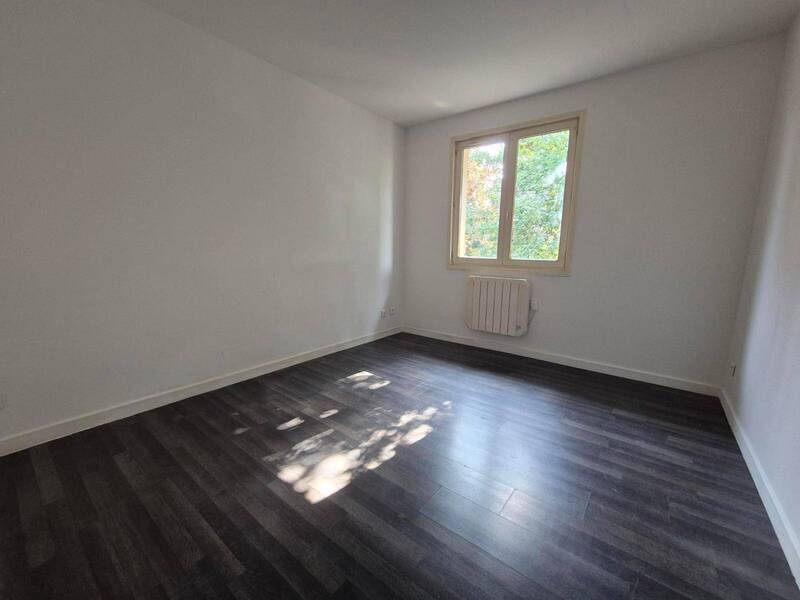 Location appartement 4 pièces 85.2 m² à Mâcon 71000 5 - 636 €