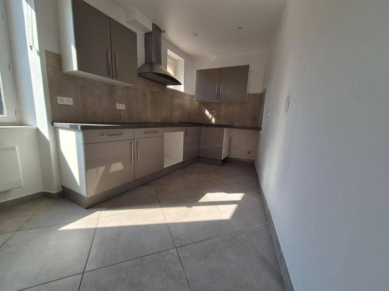 Location appartement 3 pièces 52.06 m² à Mâcon 71000 5 - 530 €