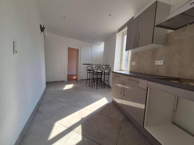 Location appartement 3 pièces 52.06 m² à Mâcon 71000 5 - 530 €