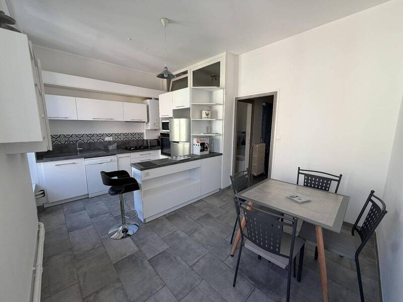 Location appartement 3 pièces 84.55 m² à Mâcon 71000 4 - 1 100 €