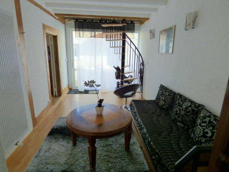 Rent apartment appartement 4 rooms 92.4 m² in Bâgé-la-Ville 01380 5 - 850 €