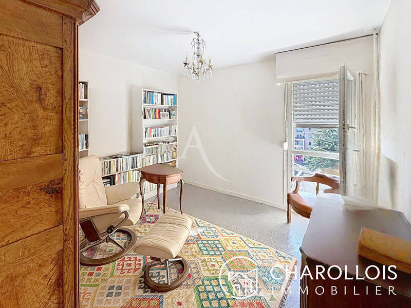Vente appartement 5 pièces 107 m² à Mâcon 71000