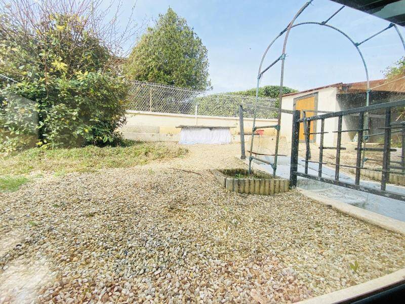 Rent house maison 4 rooms 88.8 m² in Mâcon 71000 5 - 890 €