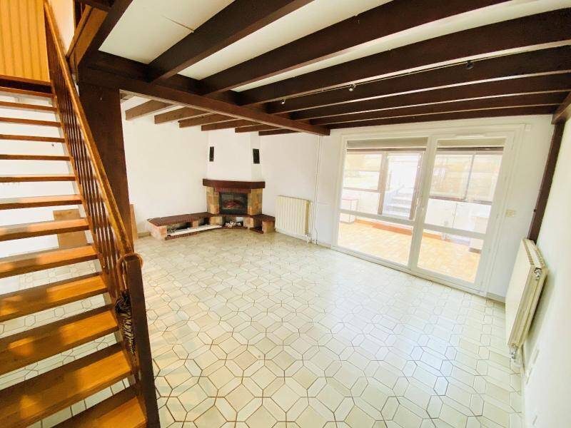 Rent house maison 4 rooms 88.8 m² in Mâcon 71000 5 - 890 €