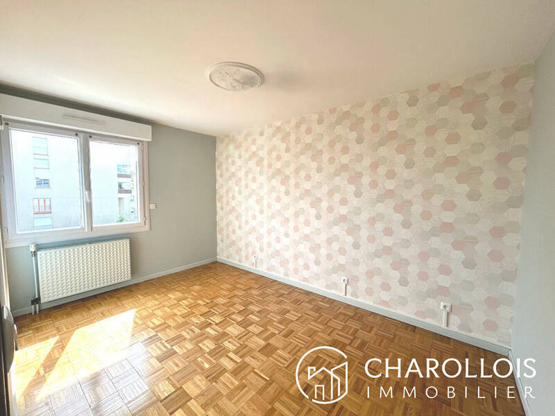 Buy apartment appartement 3 rooms 72 m² in Charnay-lès-Mâcon 71850