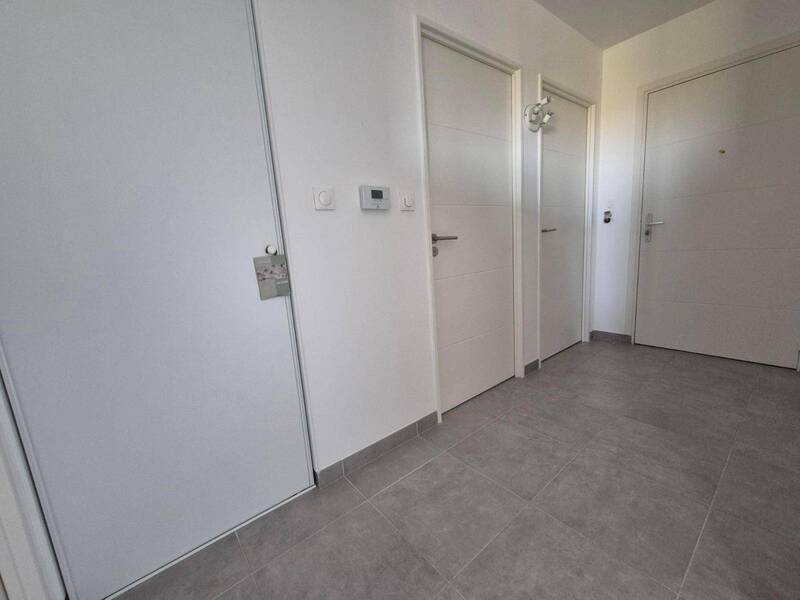 Location appartement 2 pièces 49.6 m² à Mâcon 71000 4 - 830 €