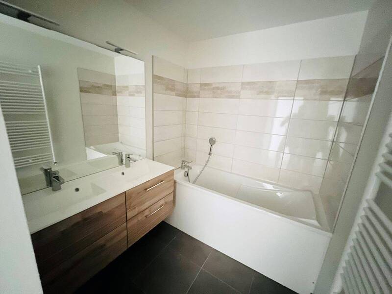 Location appartement 2 pièces 44.2 m² à Mâcon 71000 4 - 396 €