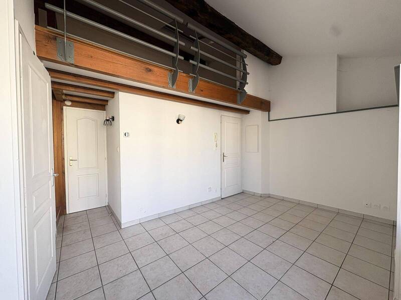 Rent apartment appartement 1 room 20.61 m² in Mâcon 71000 4 - 515 €