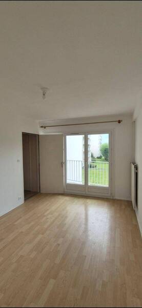 Location appartement 4 pièces 84.55 m² à Charnay-lès-Mâcon 71850 5 - 920 €