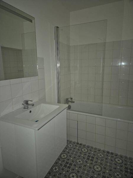 Location appartement 3 pièces 51.8 m² à La Chapelle-de-Guinchay 71570 - 560 €