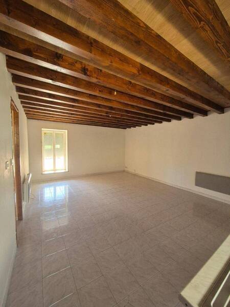 Location maison 3 pièces 52.86 m² à Saint-Gengoux-de-Scissé 71260 5 - 590 €