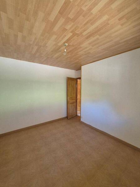 Location maison 3 pièces 52.86 m² à Saint-Gengoux-de-Scissé 71260 5 - 590 €