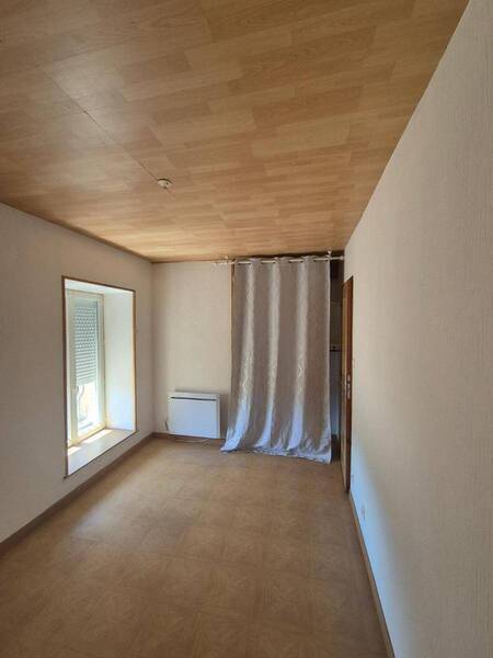 Location maison 3 pièces 52.86 m² à Saint-Gengoux-de-Scissé 71260 5 - 590 €