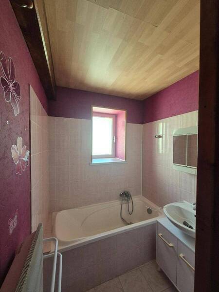 Location maison 3 pièces 52.86 m² à Saint-Gengoux-de-Scissé 71260 5 - 590 €