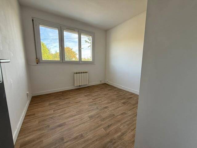 Location appartement rénové 2 pièces 55.12 m² à Saint-Gengoux-de-Scissé 71260 5 - 490 €
