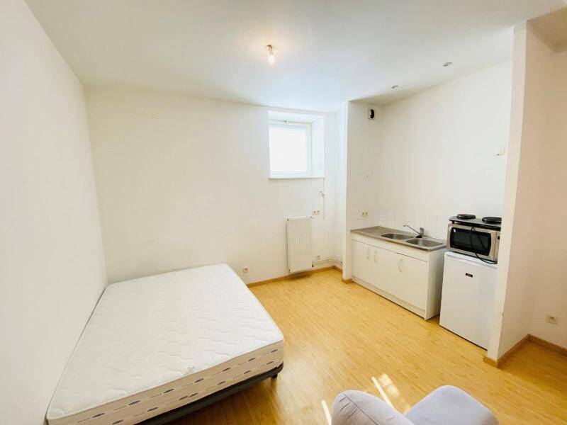 Location appartement 1 pièce 32.6 m² à Mâcon 71000 4 - 375 €