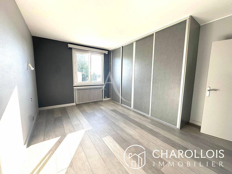 Vente maison 7 pièces 250 m² à Charnay-lès-Mâcon 71850