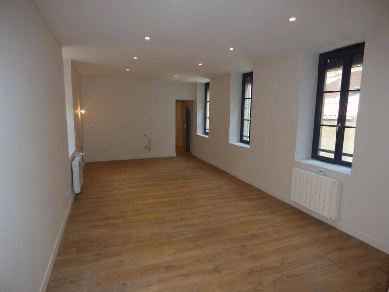 Location appartement 3 pièces 61.77 m² à Mâcon 71000 4 - 665 €