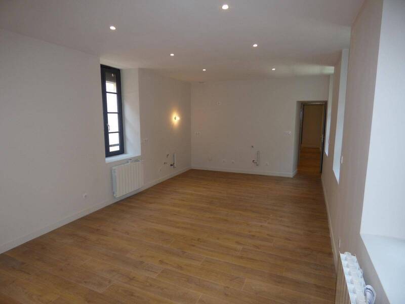 Location appartement 3 pièces 61.77 m² à Mâcon 71000 4 - 665 €