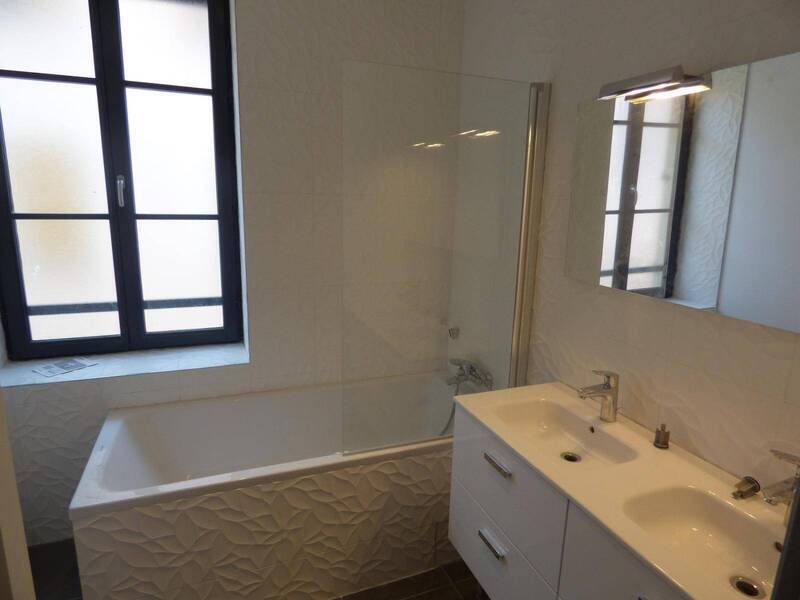 Location appartement 3 pièces 61.77 m² à Mâcon 71000 4 - 665 €