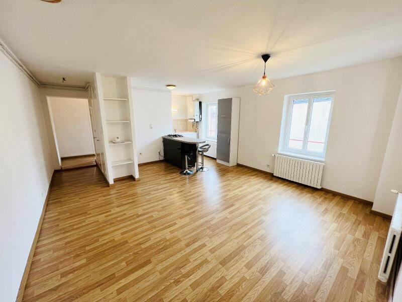 Location appartement rénové 3 pièces 49.31 m² à Charnay-lès-Mâcon 71850 5 - 578 €