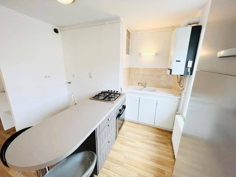 Location appartement rénové 3 pièces 49.31 m² à Charnay-lès-Mâcon 71850 5 - 578 €
