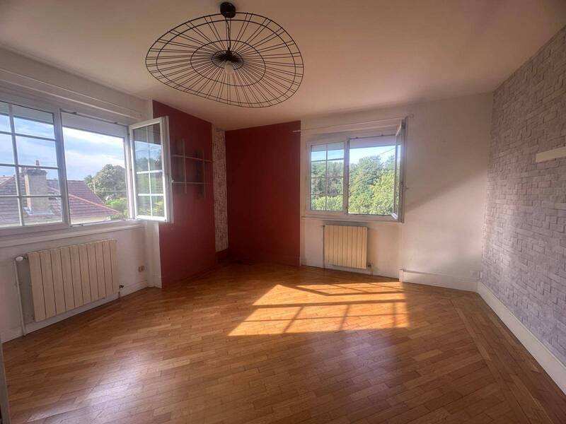 Location maison 5 pièces 132 m² à Mâcon 71000 - 1 300 €