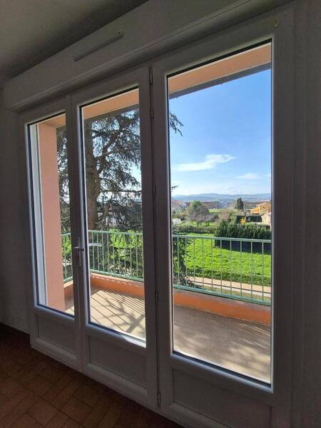 Location appartement 3 pièces 66.82 m² à Varennes-lès-Mâcon 71000 5 - 580 €