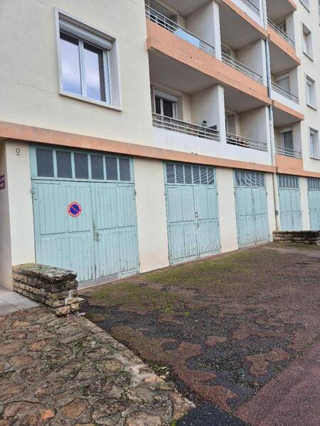 Location garage - parking parking à Mâcon 71000 - 82 €