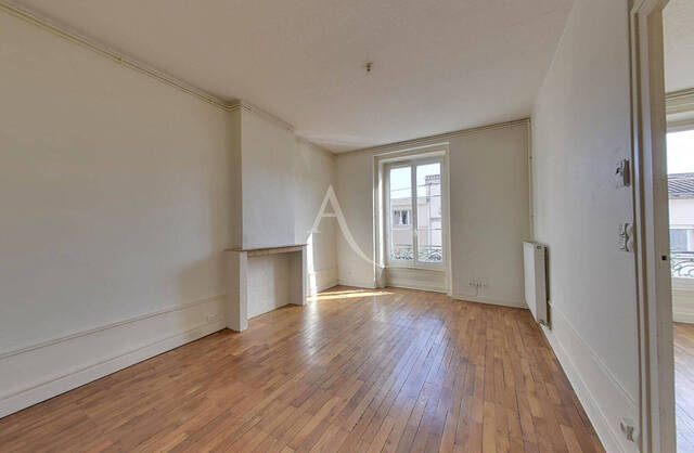Sale Apartment appartement 3 rooms 56 m² Belleville 69220