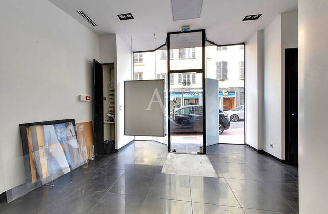 Vente Local commercial Mâcon 71000