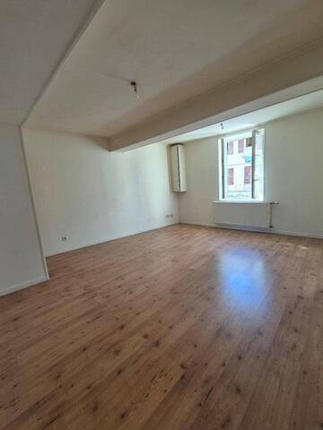 Rent Apartment appartement 2 rooms 46.67 m² Mâcon 71000 4