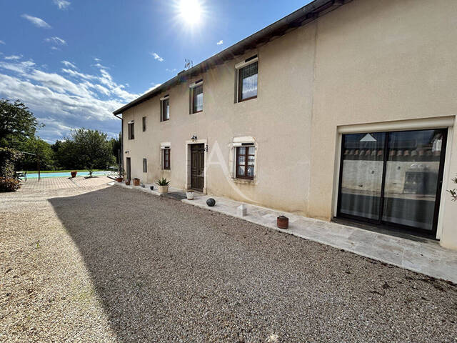 Vente Maison 6 pièces 170 m² Viré 71260