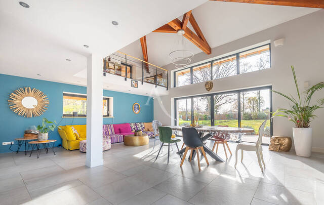 Vente Maison 8 pièces 275 m² Saint-André-de-Bâgé 01380