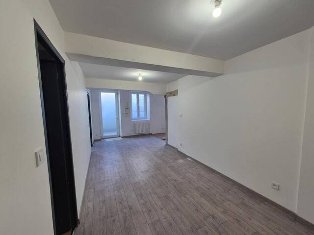 Location Appartement rénové 3 pièces 57.87 m² Thoissey 01140 4