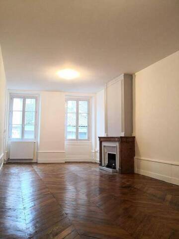 Location Appartement rénové 3 pièces 72 m² Mâcon 71000 4