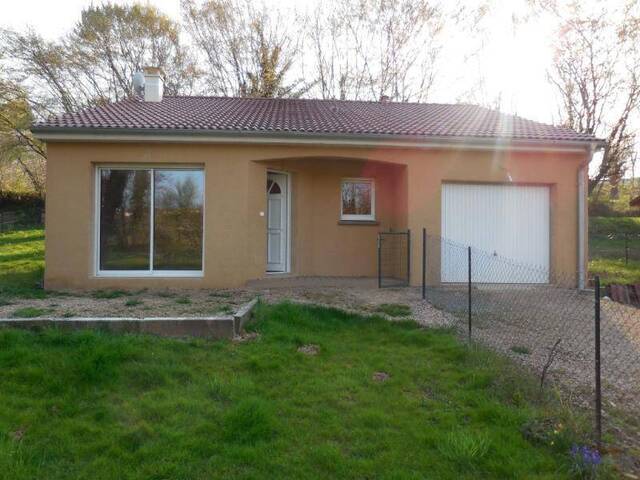 Location Maison individuelle 4 pièces 88 m² Saint-Amour-Bellevue 71570 5