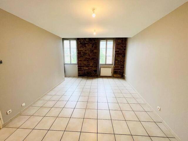 Location Appartement rénové 2 pièces 60 m² Mâcon 71000 5