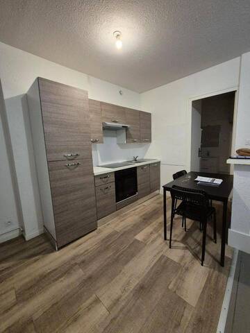 Rent Apartment appartement 29.59 m² Mâcon 71000