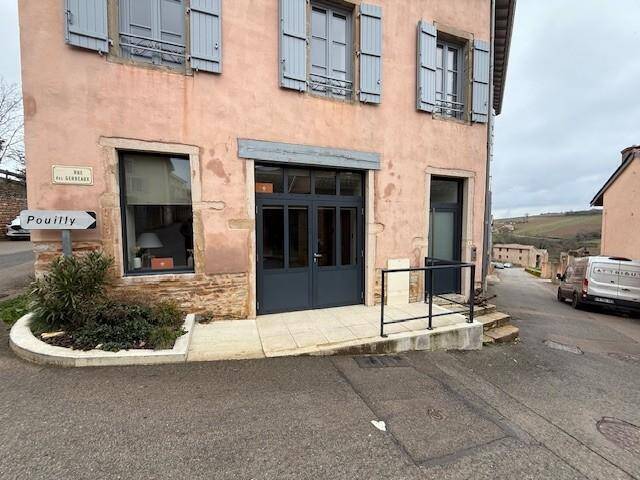 Rent Professional premises boutique Solutré-Pouilly 71960