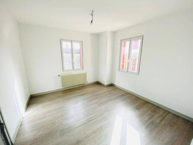 Location Appartement rénové 1 pièce 33.13 m² Charnay-lès-Mâcon 71850 5