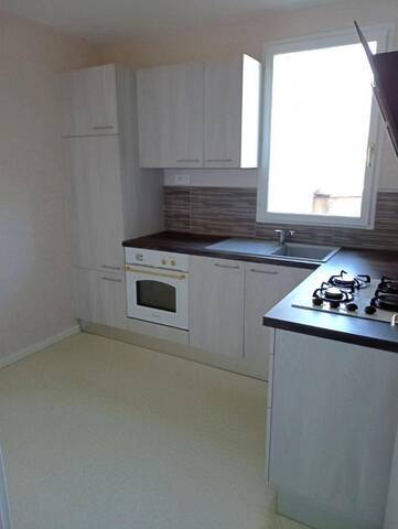 Location Appartement 4 pièces 71.74 m² Charnay-lès-Mâcon 71850