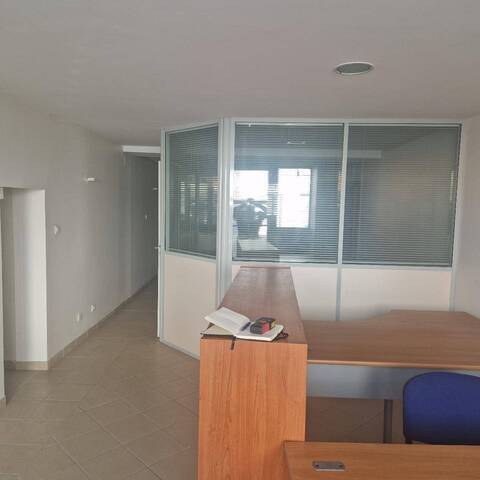 Location Local boutique Charnay-lès-Mâcon 71850