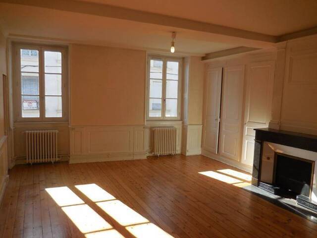 Location Appartement 4 pièces 112 m² Mâcon 71000 4