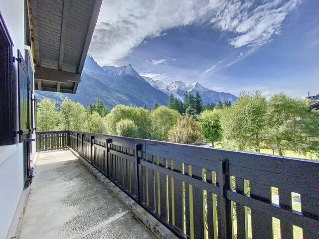 Buy Apartment appartement 4 rooms Chamonix-Mont-Blanc 74400 Champraz