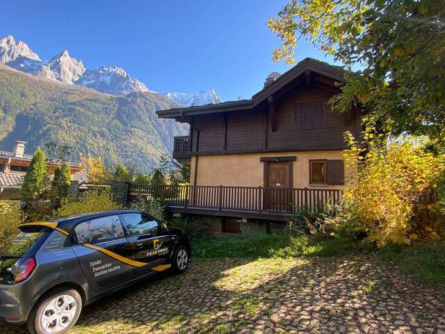 Location saison Appartement 3 pièces 74400 - CHAMONIX MONT BLANC 74400