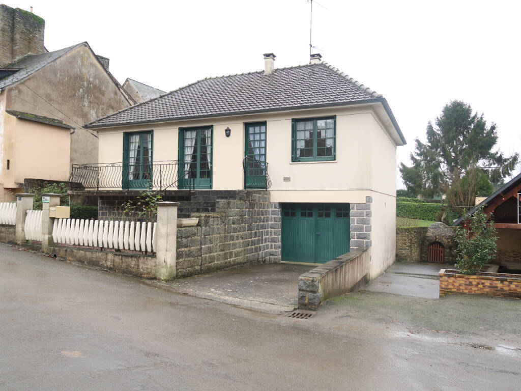 Vente maison 5 pièces 77 m² à SaintPierresurOrthe (53160)