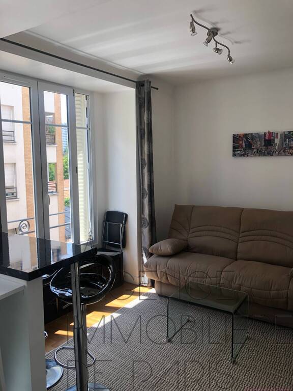 Rent Apartment studio 1 room 17.76 m² Paris 15e Arrondissement 75015 PARC G.BRASSENS